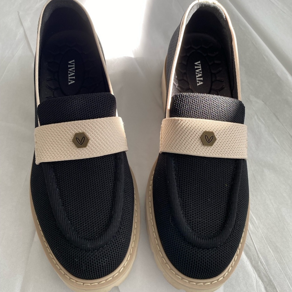 VIVAIA Women’s Black and Cream Slip-On Loafers, Size 8.5